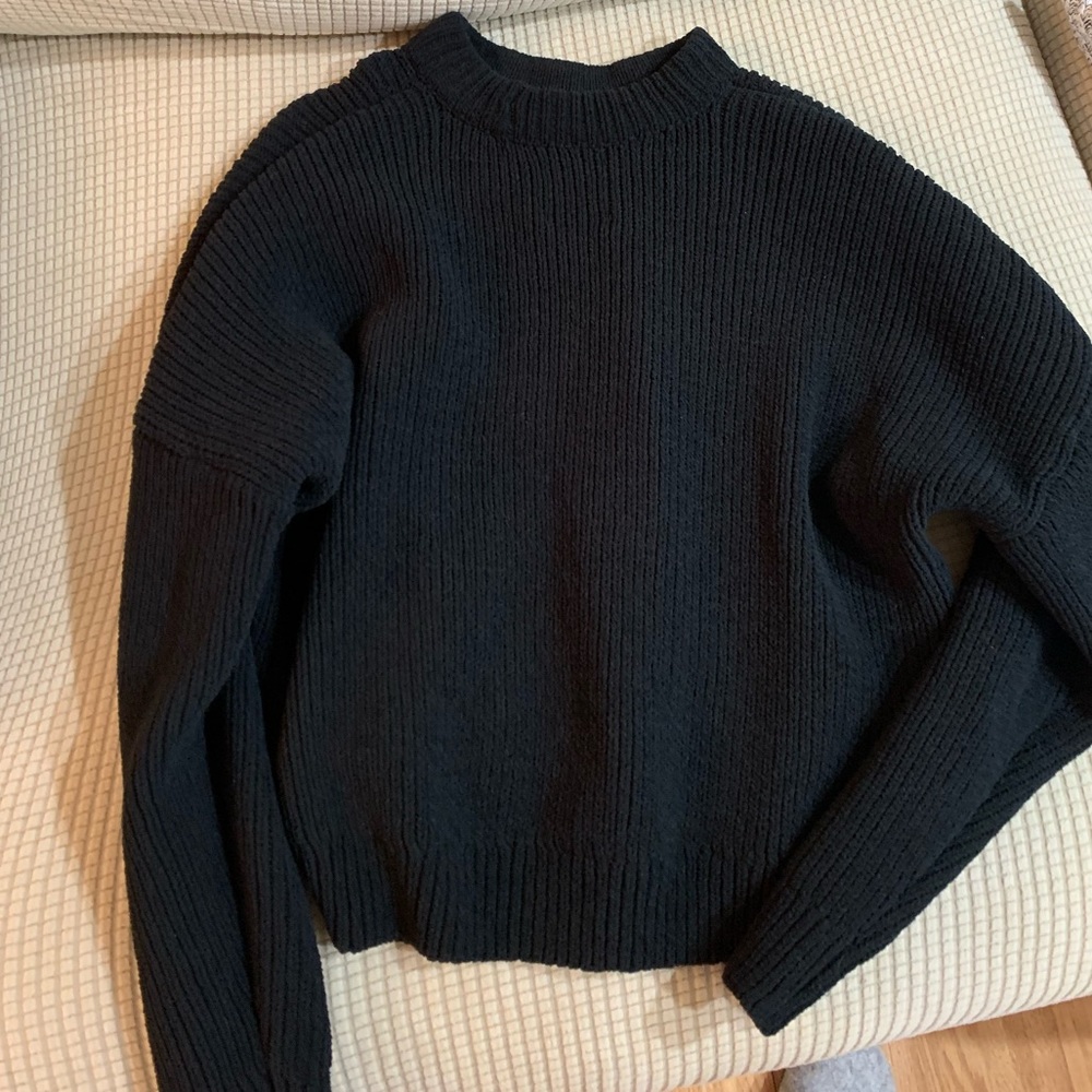 Abercrombie & Fitch sweater